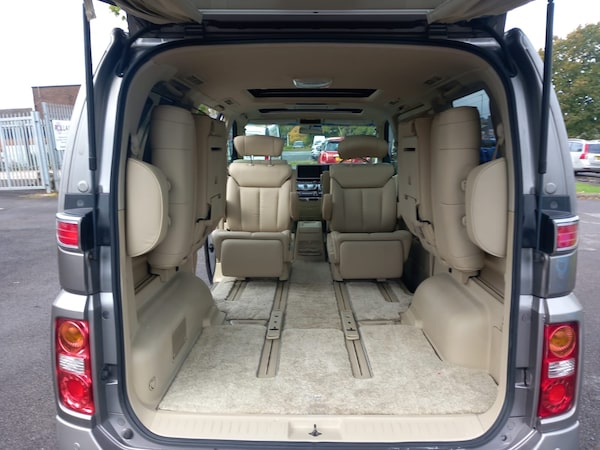 Used Nissan Elgrand 2008 for sale - 76193454: Photo 17