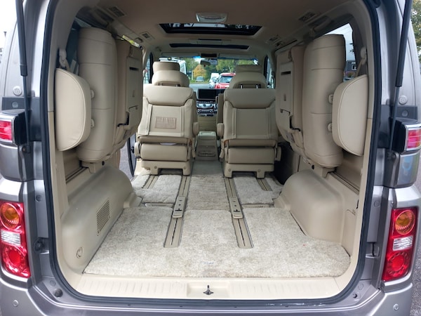Used Nissan Elgrand 2008 for sale - 76193454: Photo 18