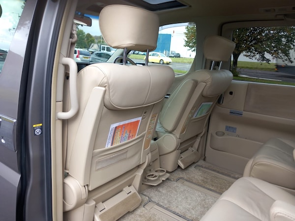 Used Nissan Elgrand 2008 for sale - 76193454: Photo 19