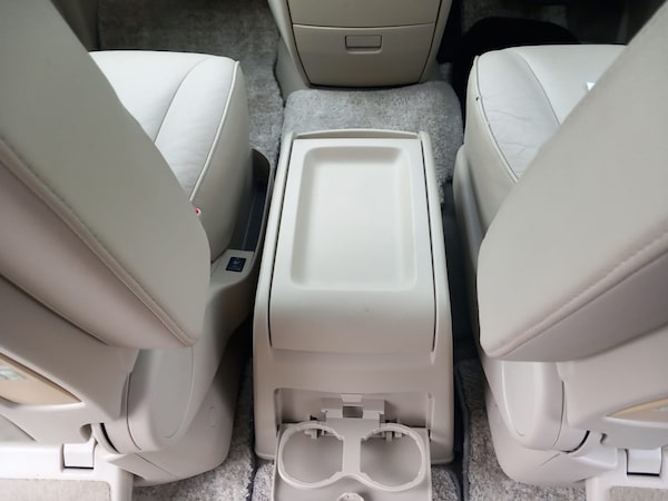 Used Nissan Elgrand 2008 for sale - 76193454: Photo 25