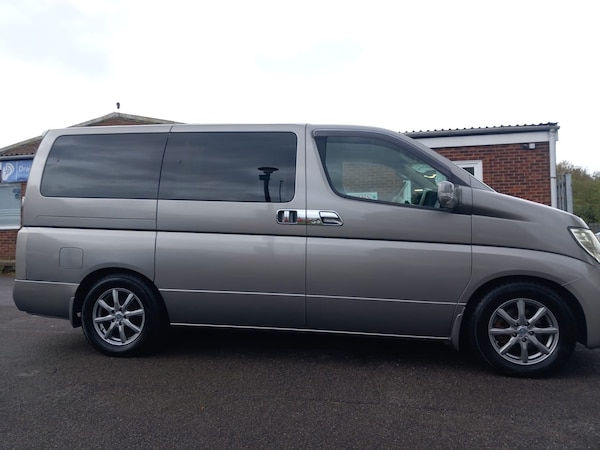 Used Nissan Elgrand 2008 for sale - 76193454: Photo 35