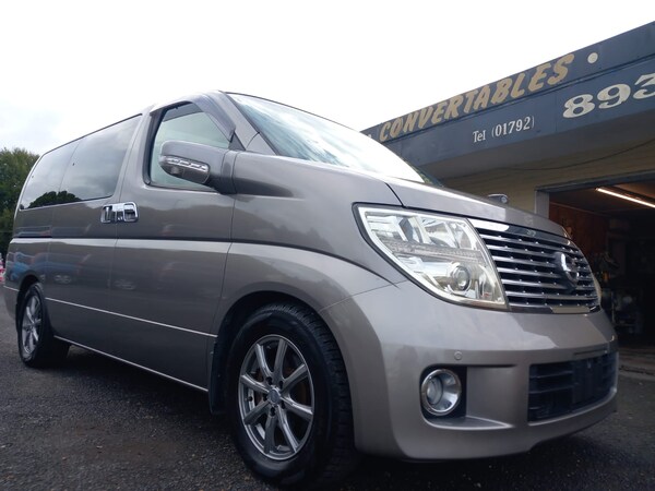 Used Nissan Elgrand 2008 for sale - 76193454: Photo 3
