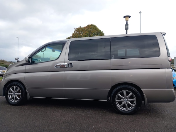Used Nissan Elgrand 2008 for sale - 76193454: Photo 42