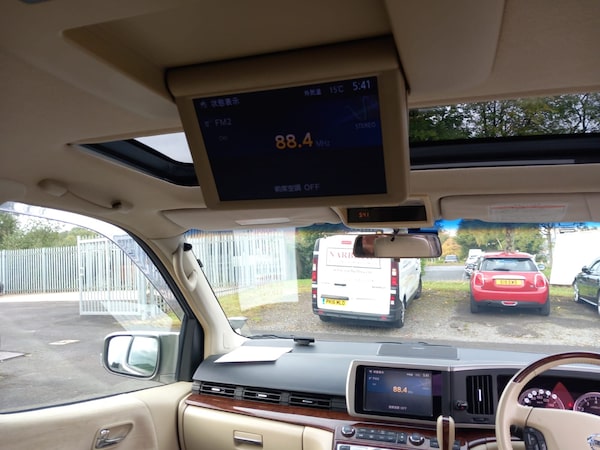 Used Nissan Elgrand 2008 for sale - 76193454: Photo 8