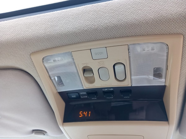 Used Nissan Elgrand 2008 for sale - 76193454: Photo 9