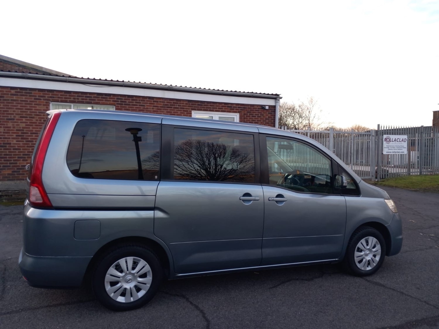 Used Nissan Serena 2008 for sale - 76316484: Photo 6
