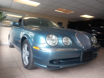 2021 (T) - 3.0 Automatic 4-Door