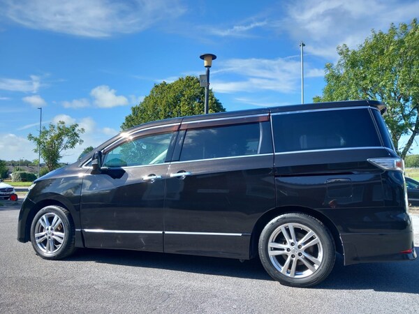 Used Nissan Elgrand 2010 for sale - 71498974: Photo 11