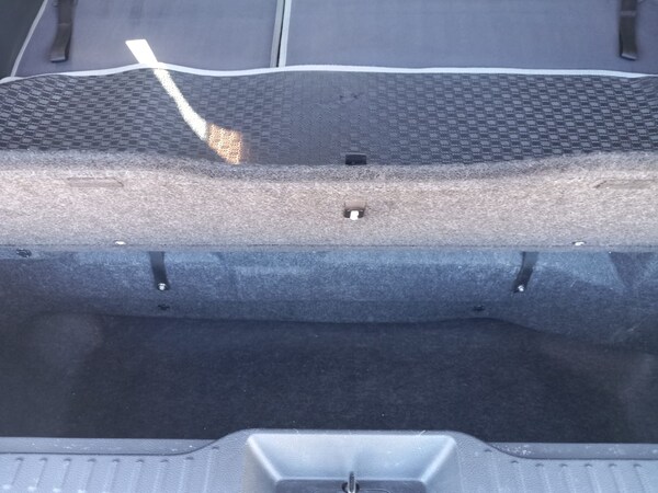 Used Nissan Elgrand 2010 for sale - 71498974: Photo 18