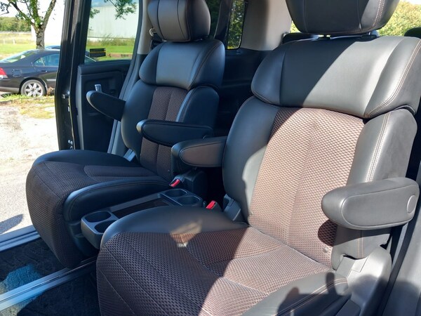Used Nissan Elgrand 2010 for sale - 71498974: Photo 21