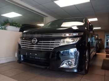 Used Nissan Elgrand 2010 for sale - 71498974: Photo
