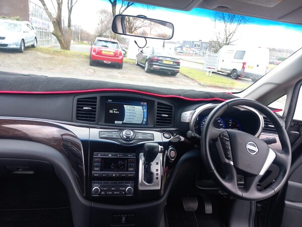 Used Nissan Elgrand 2010 for sale - 71498974: Photo 40