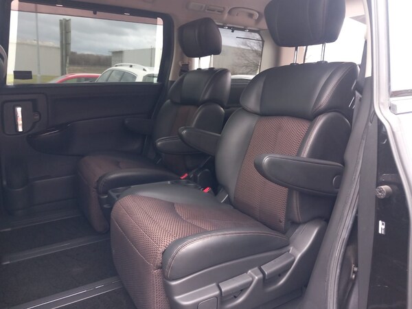 Used Nissan Elgrand 2010 for sale - 71498974: Photo 45