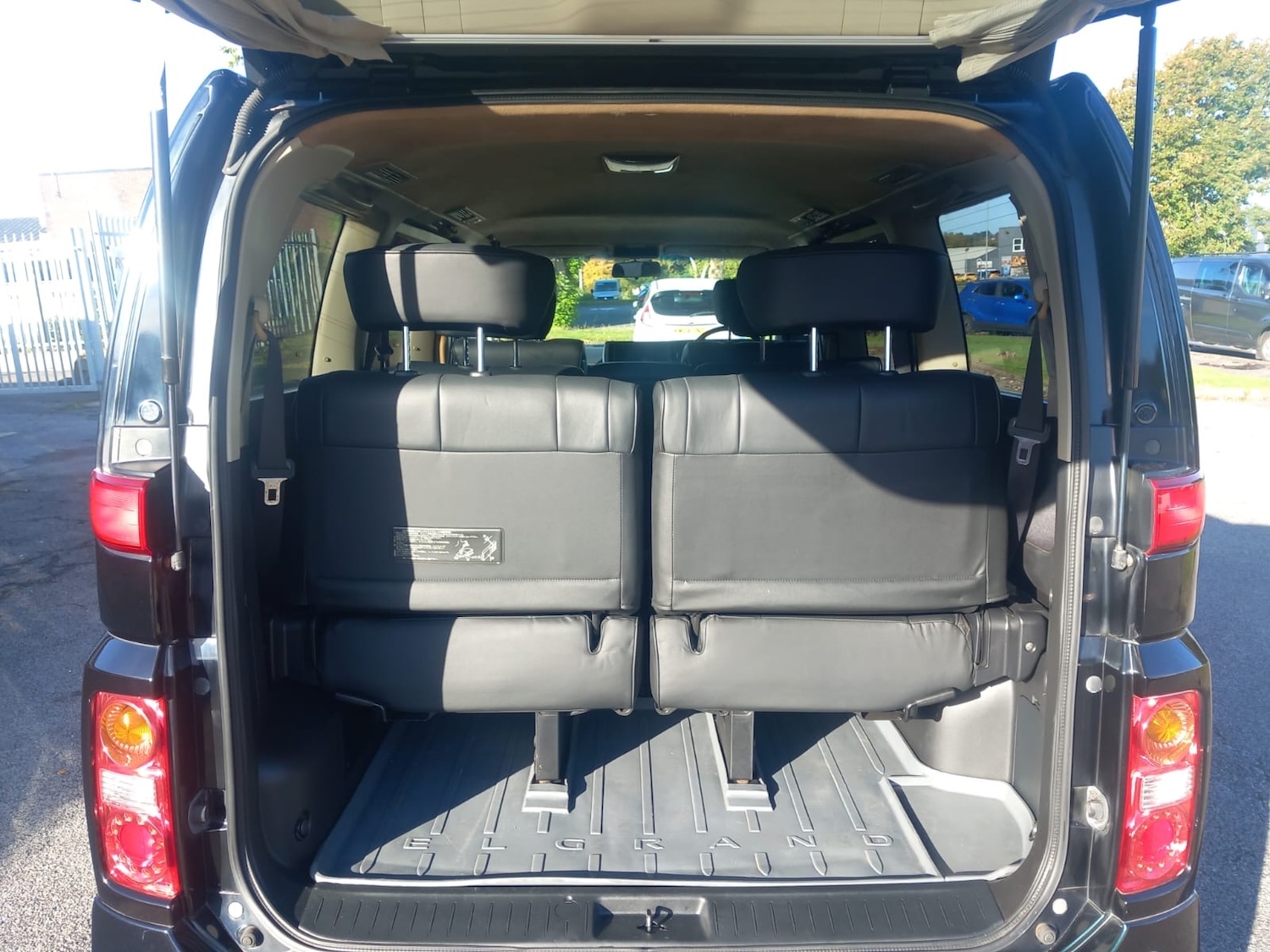 Used Nissan Elgrand 2008 for sale - 76101446: Photo 15