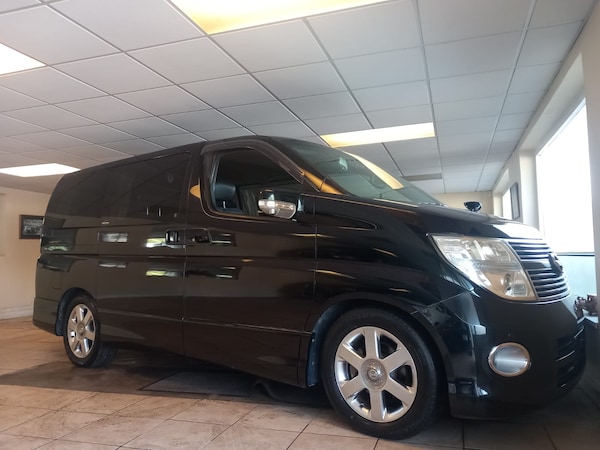 Used Nissan Elgrand 2025 for sale - 76101446: Photo 1