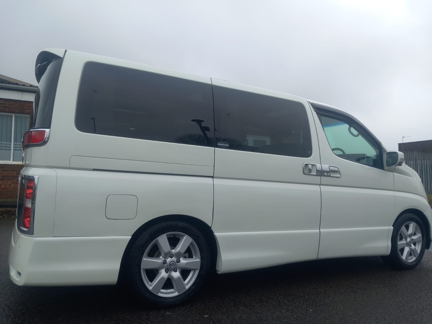 Used Nissan Elgrand 2025 for sale - 77168386: Photo 21