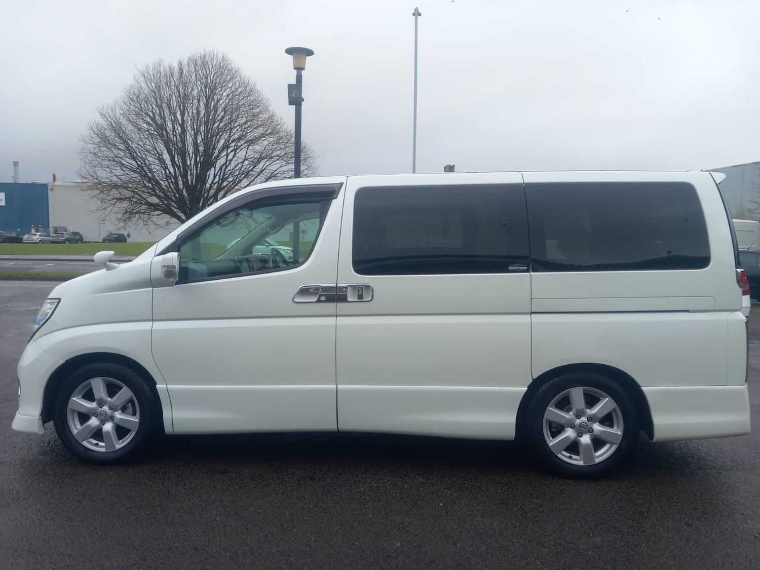 Used Nissan Elgrand 2025 for sale - 77168386: Photo 24