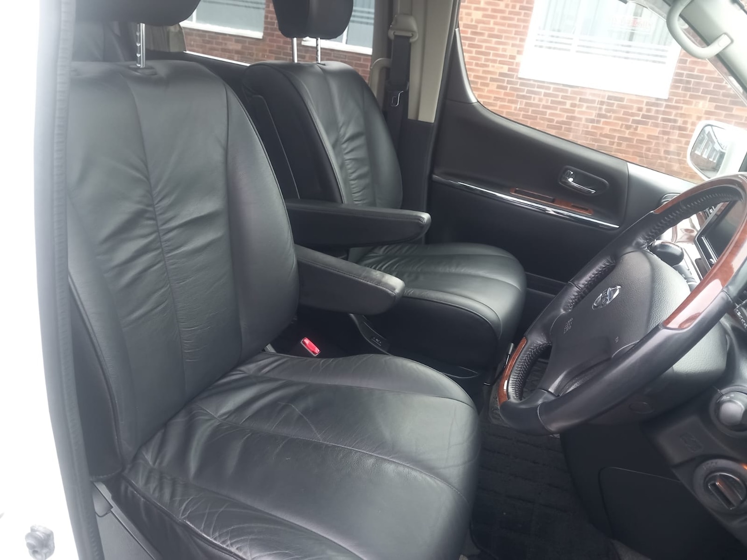 Used Nissan Elgrand 2025 for sale - 77168386: Photo 6