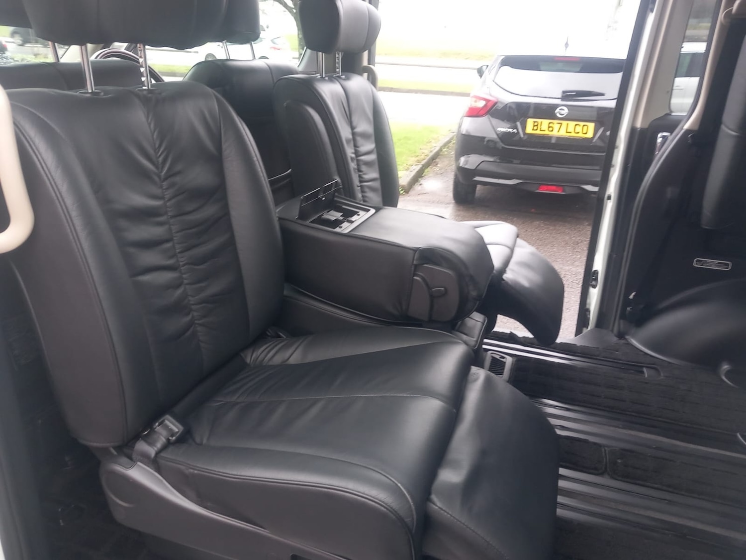 Used Nissan Elgrand 2025 for sale - 77168386: Photo 7