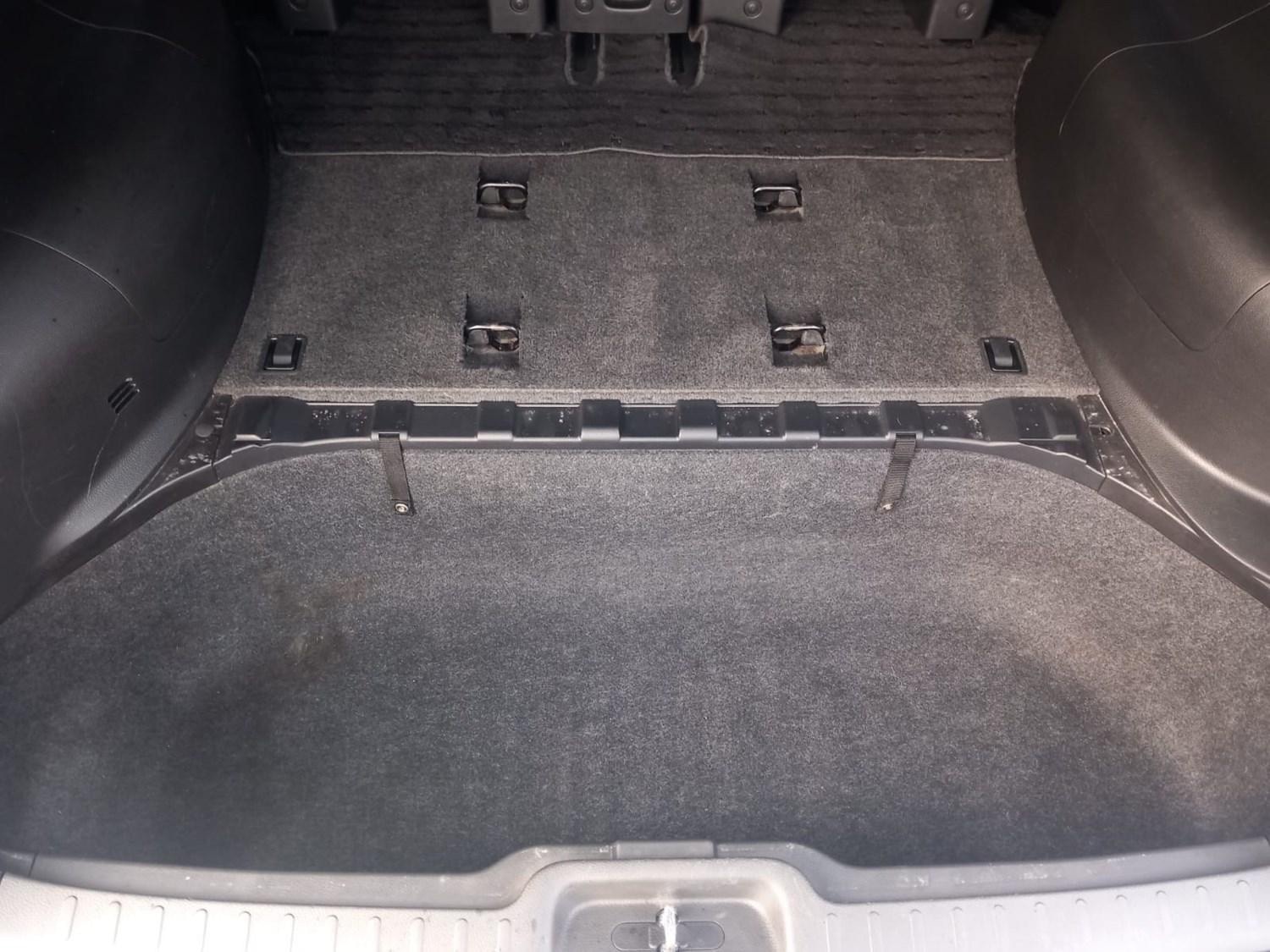 Used Nissan Serena 2007 for sale - 76316451: Photo 13