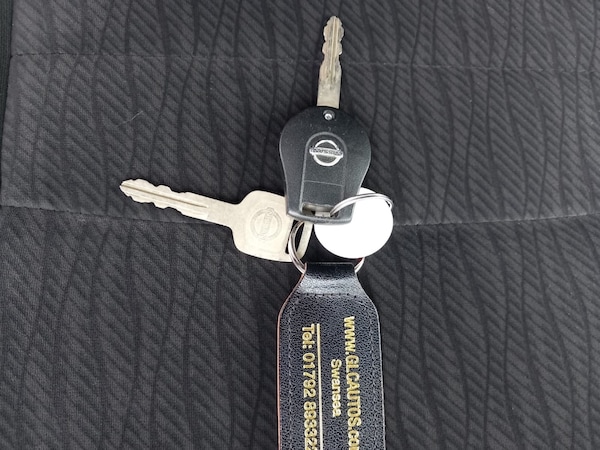 Used Nissan Serena 2008 for sale - 76316720: Photo 3