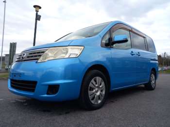 Used Nissan Serena  for sale - 74038099: Photo