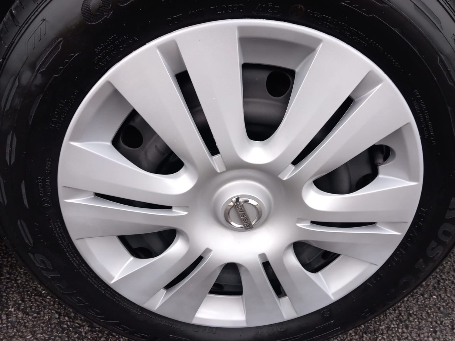 Used Nissan Serena 2010 for sale - 76316498: Photo 7