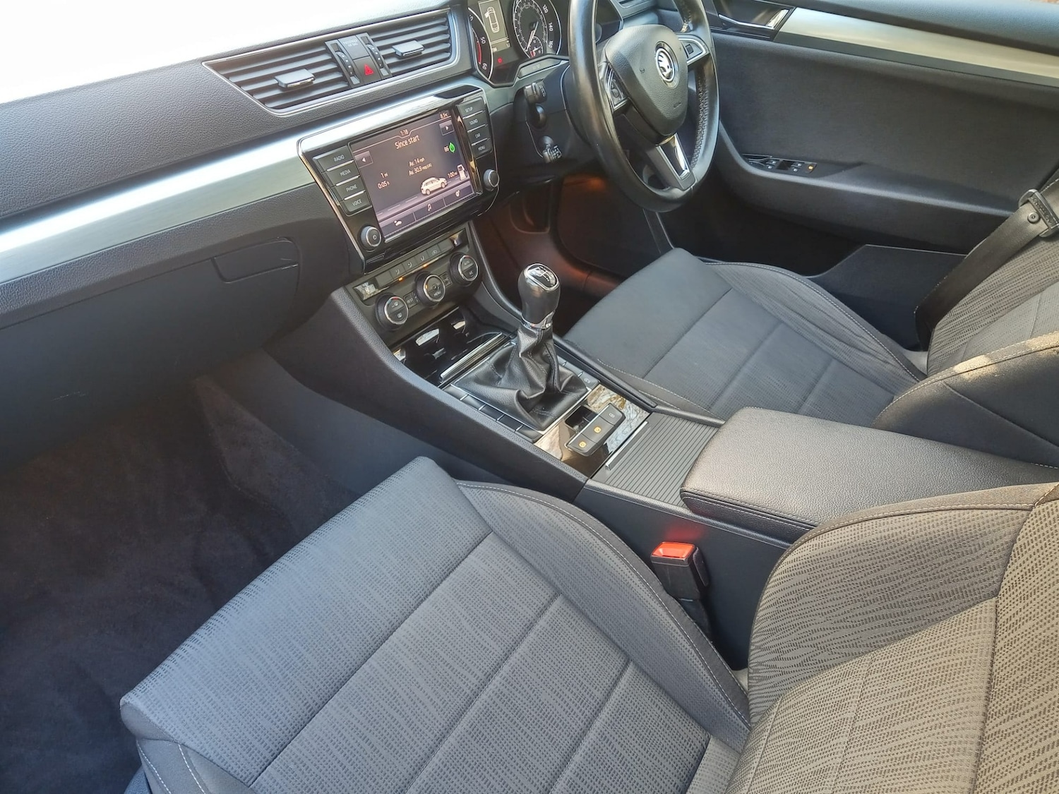 Used Skoda Superb 2017 for sale - 77233853: Photo 5