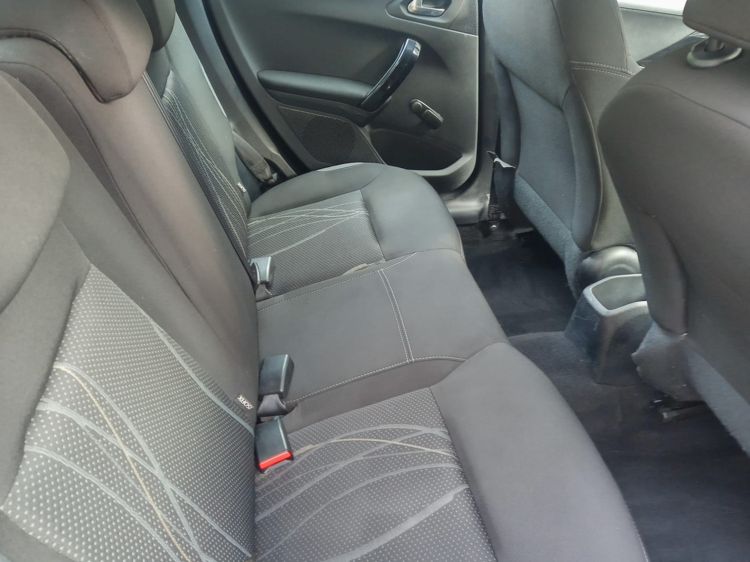 Used Peugeot 208 2013 for sale - 77819042: Photo 12