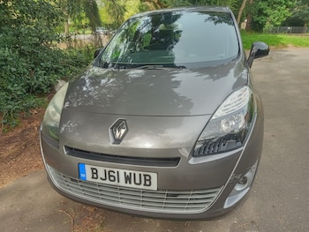 Used Renault Grand Scenic 2011 for sale - 78210017: Photo