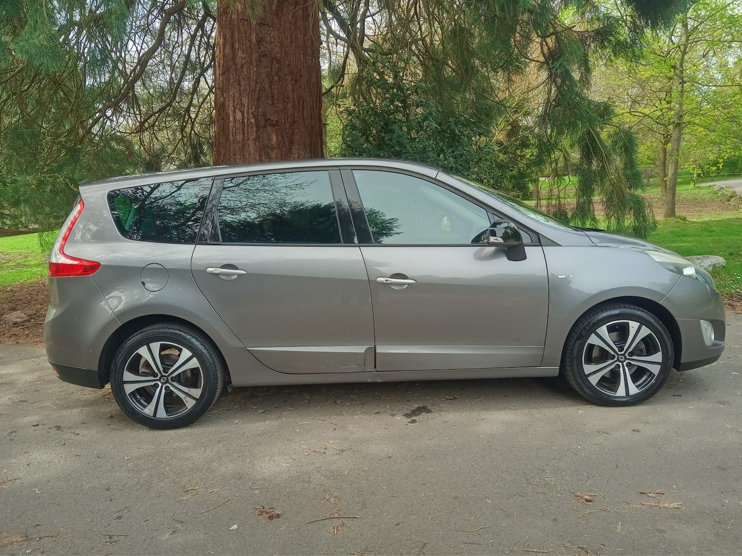Used Renault Grand Scenic 2011 for sale - 78210017: Photo 7