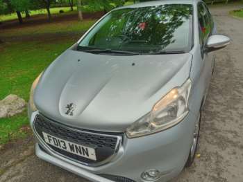 Used Peugeot 208 2013 for sale - 72321994: Photo