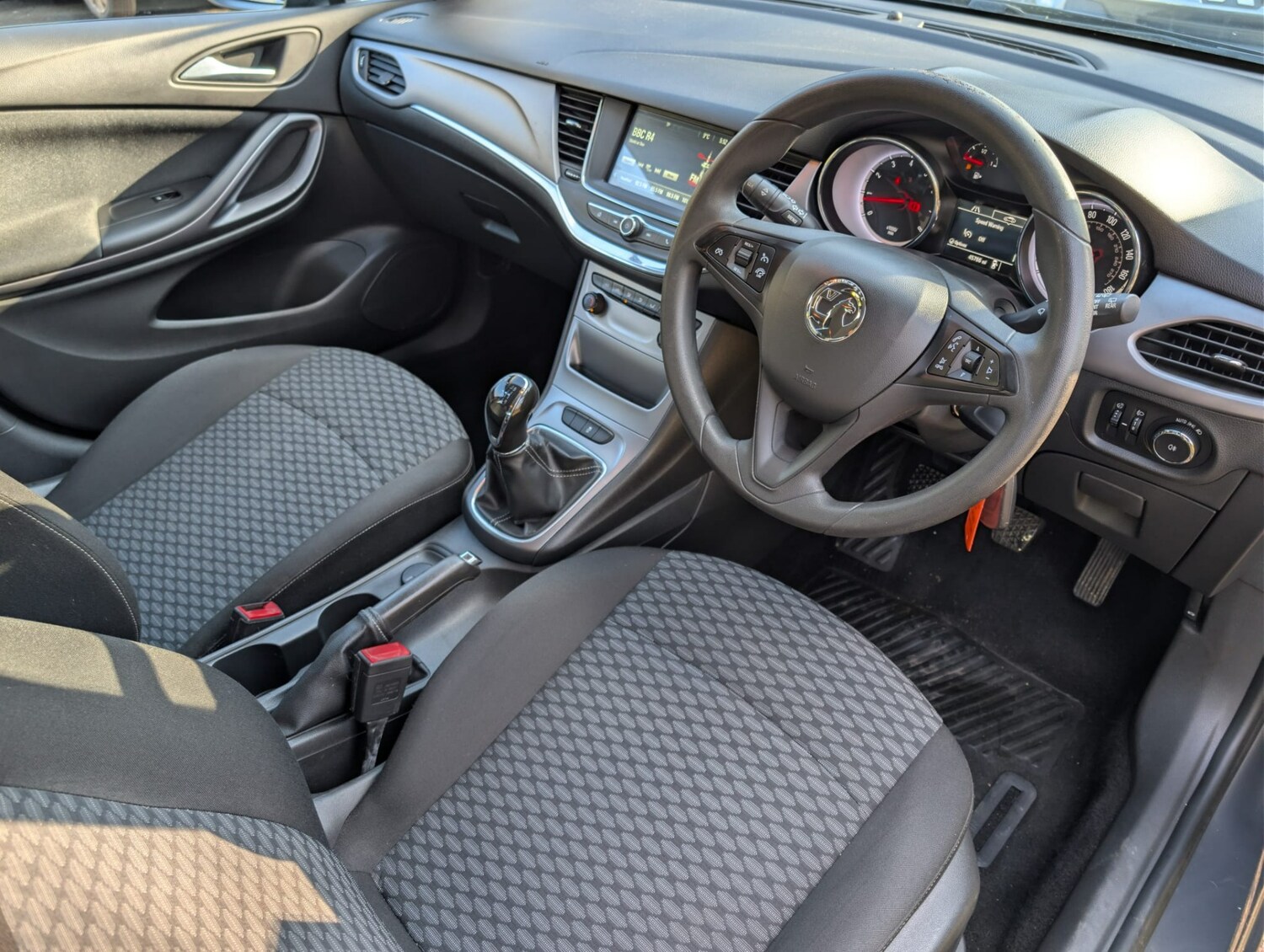 Used Vauxhall Astra 2016 for sale - 77420735: Photo 6