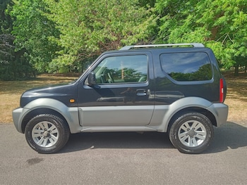 Used Suzuki Jimny 2010 for sale - 79366501: Photo