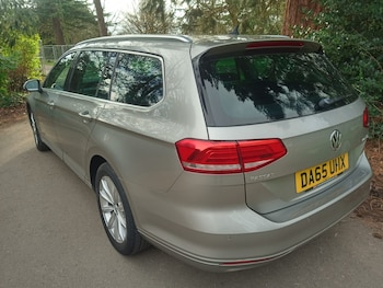 Used Volkswagen Passat 2015 for sale - 77819123: Photo