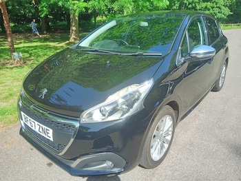 Used Peugeot 208 2017 for sale - 78223412: Photo