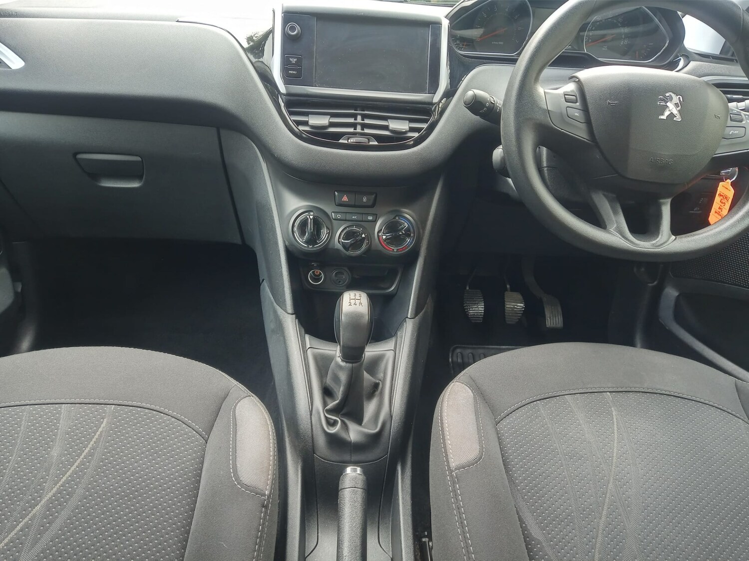 Used Peugeot 208 2014 for sale - 78131919: Photo 10