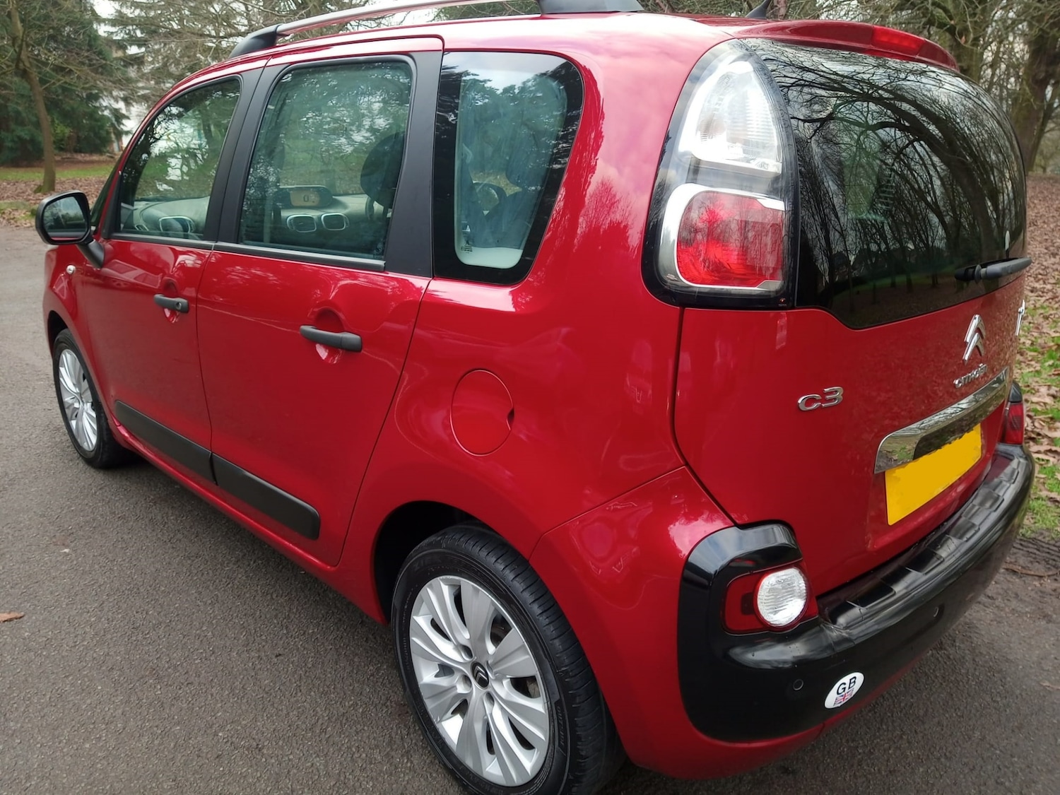 Used Citroen C3 Picasso 2015 for sale - 76384184: Photo 5