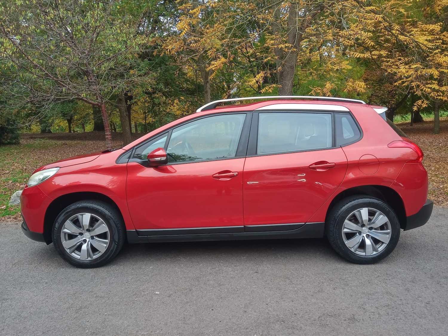 Used Peugeot 2008 2015 for sale - 76288690: Photo 3