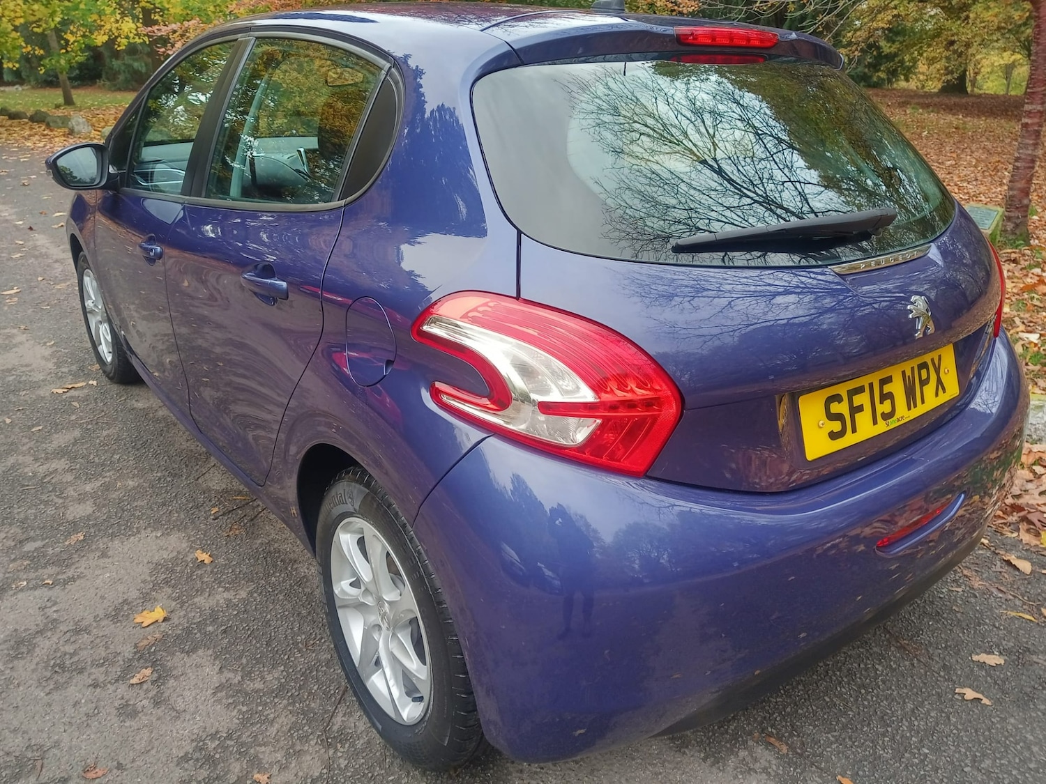 Used Peugeot 208 2015 for sale - 76414020: Photo 5