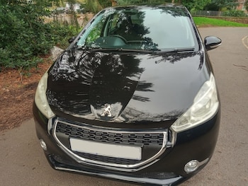 Used Peugeot 208 2013 for sale - 78270059: Photo
