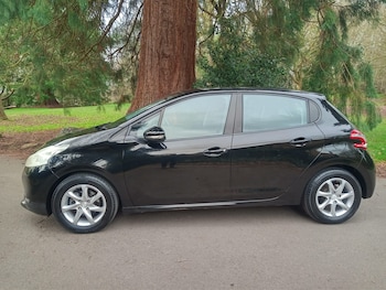 Used Peugeot 208 2013 for sale - 78270059: Photo