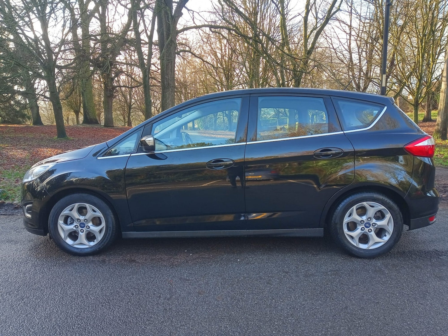 Used Ford C-Max 2015 for sale - 77234000: Photo 3