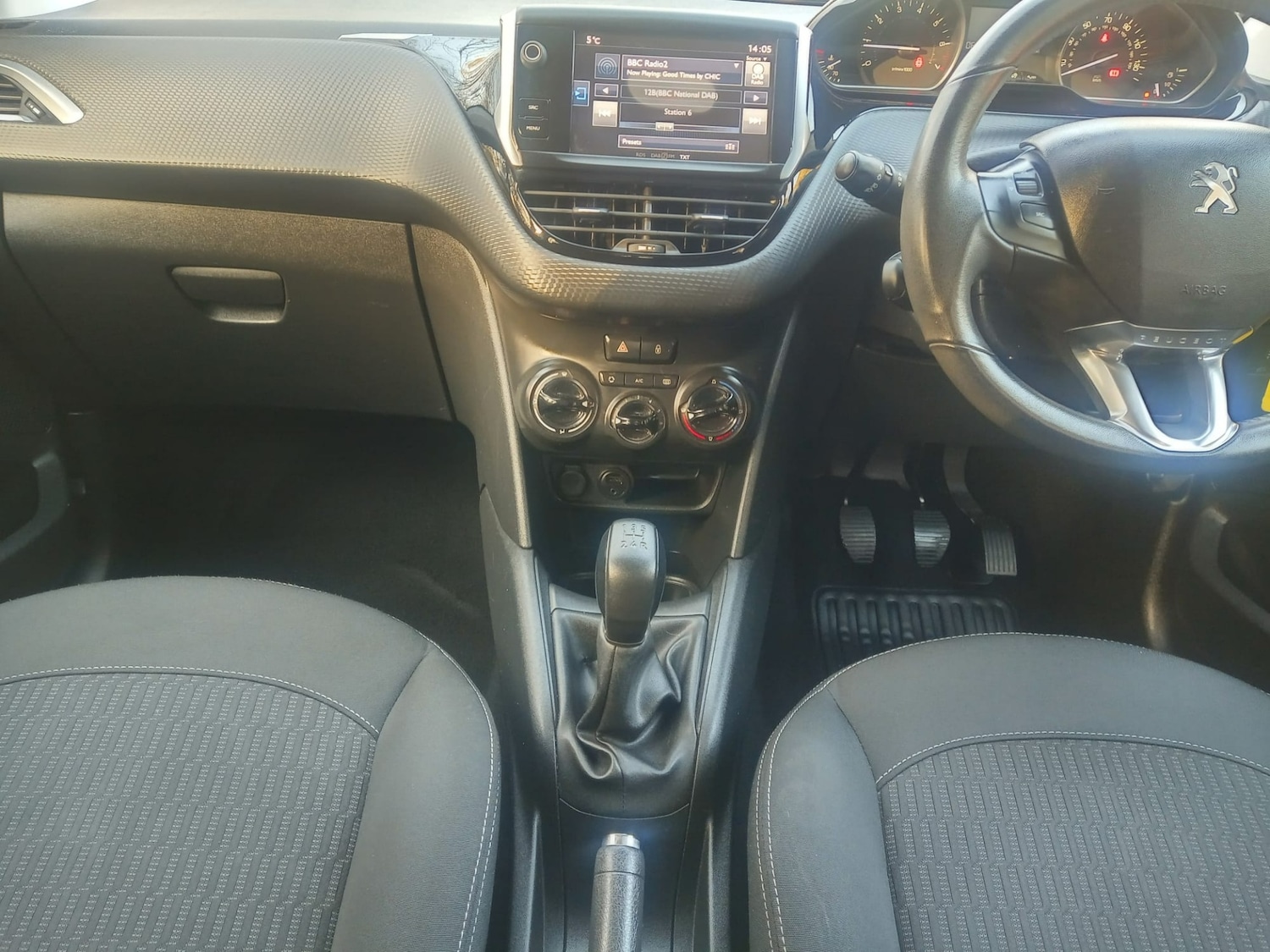 Used Peugeot 208 2016 for sale - 76611671: Photo 11