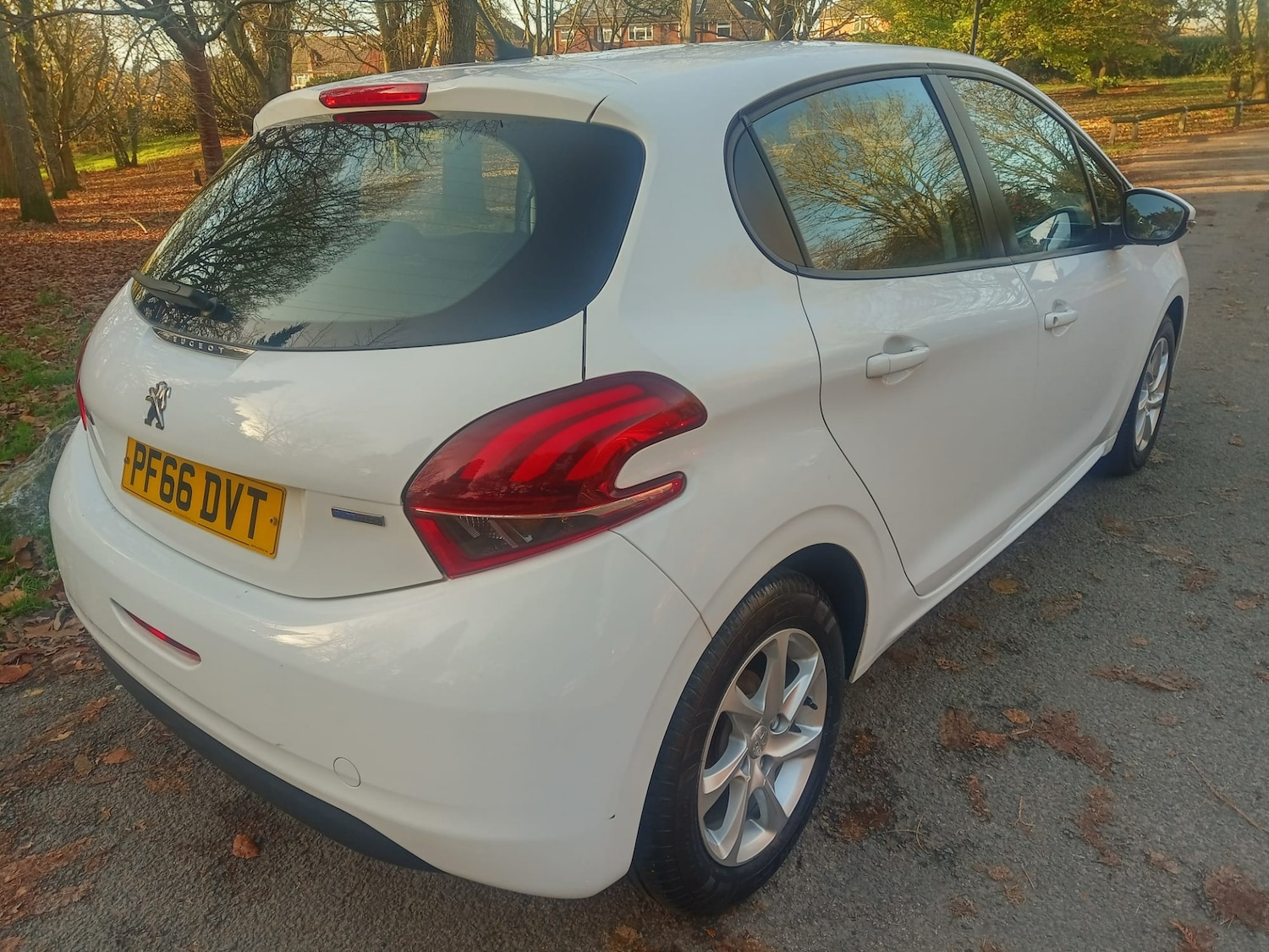 Used Peugeot 208 2016 for sale - 76611671: Photo 7