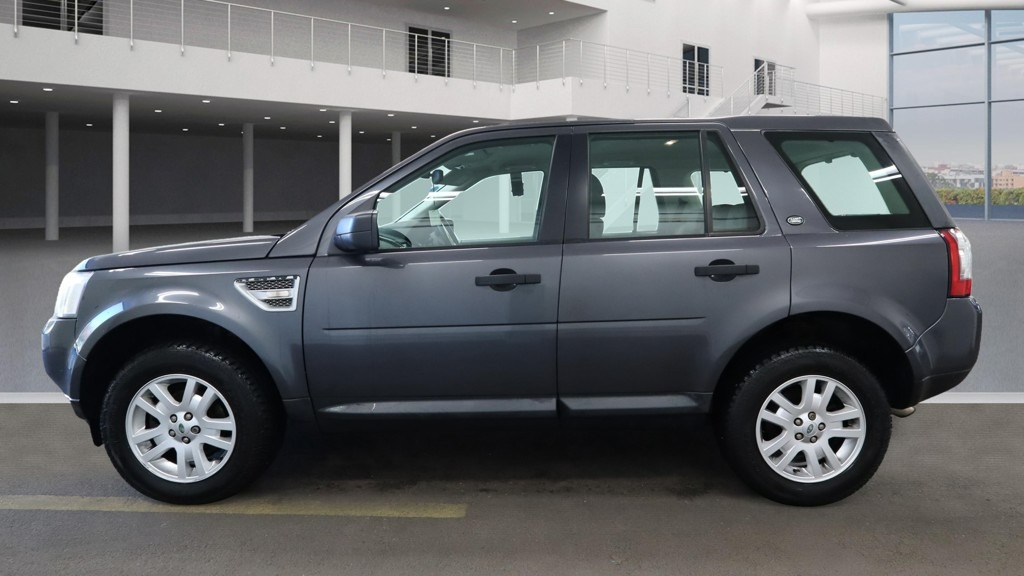 Used Land Rover Freelander 2010 for sale - 77071136: Photo 6