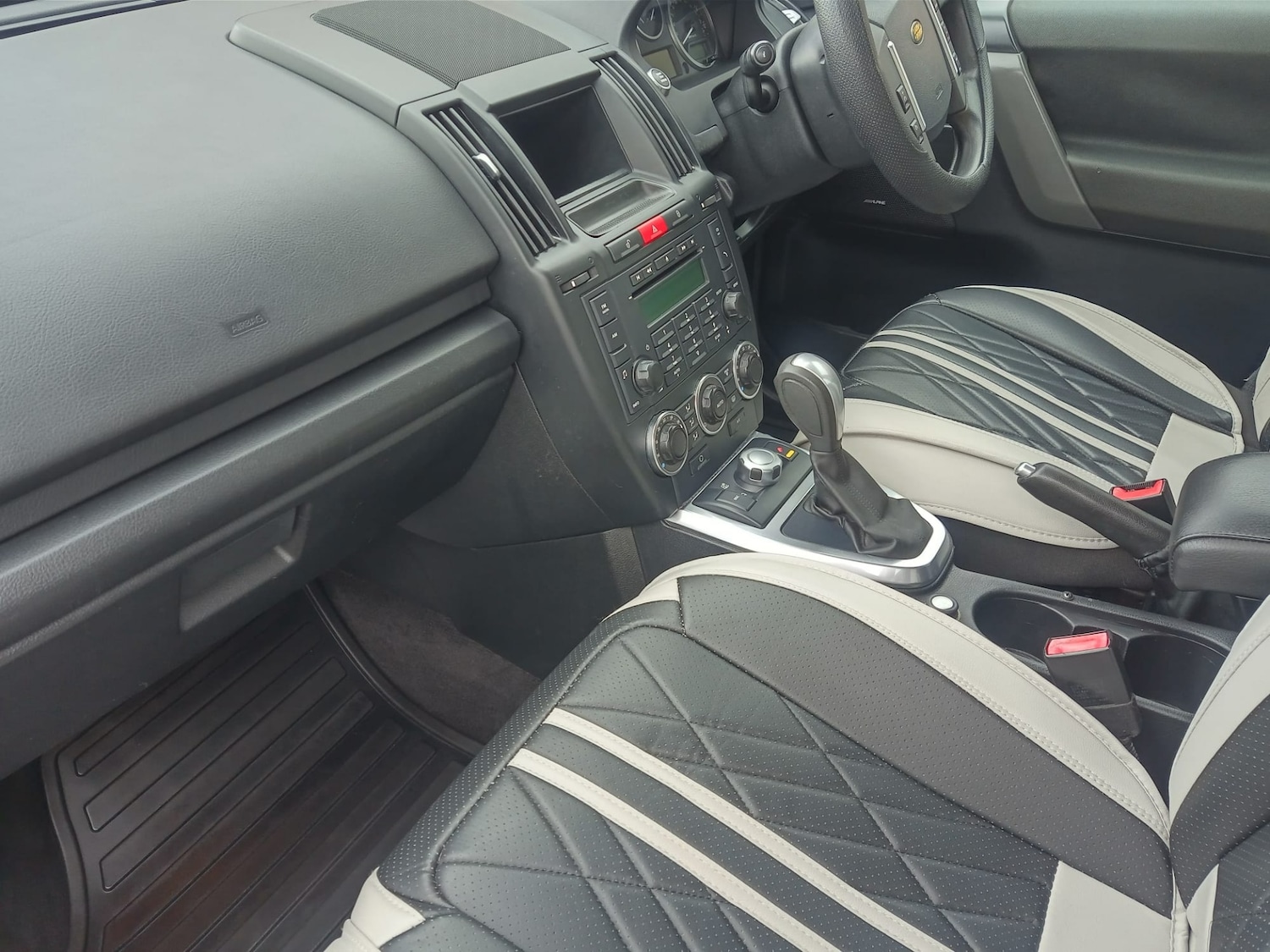 Used Land Rover Freelander 2009 for sale - 77629946: Photo 11