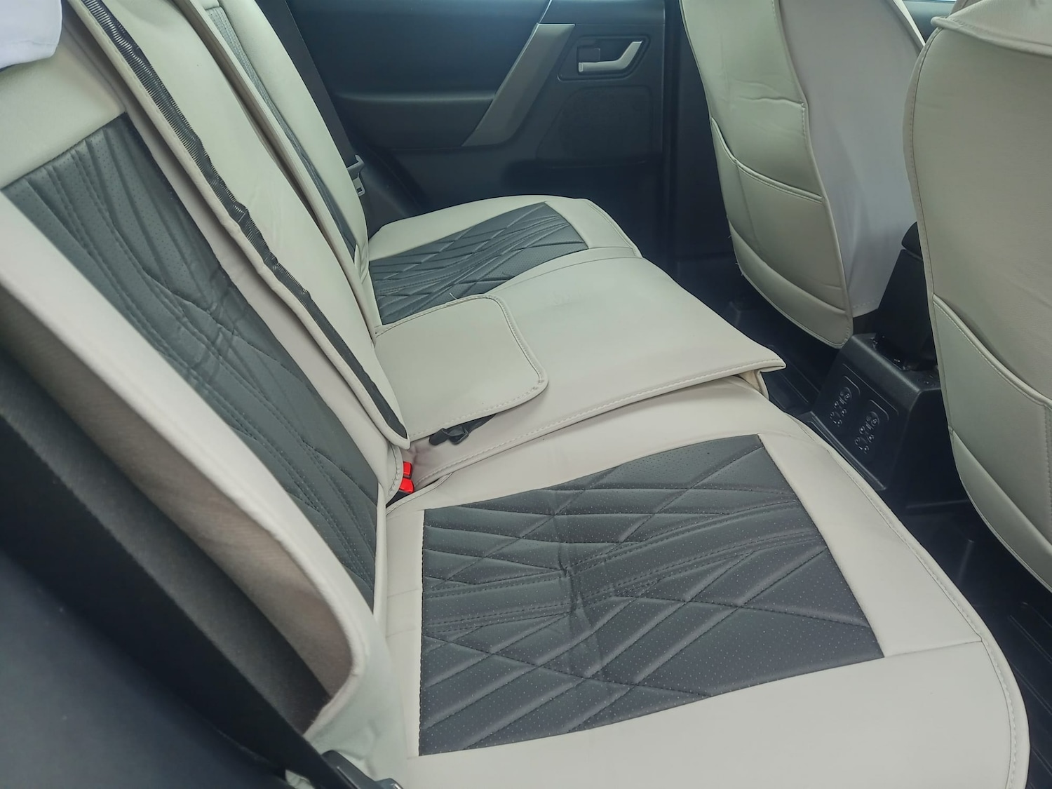 Used Land Rover Freelander 2009 for sale - 77629946: Photo 12