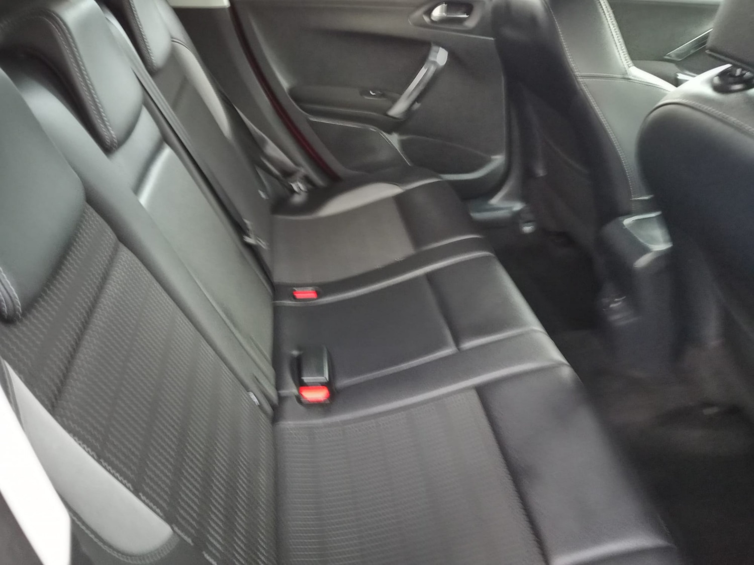 Used Peugeot 2008 2015 for sale - 77762632: Photo 12