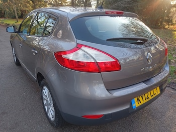 Used Renault Megane 2012 for sale - 77354002: Photo